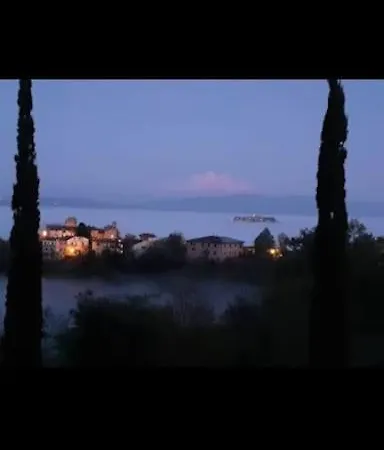 - La Casetta Nel Borgo * San Venanzo