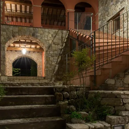 - La Casetta Nel Borgo Lägenhet